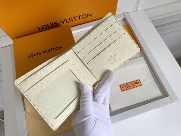 LVコピーウォレット内部構造